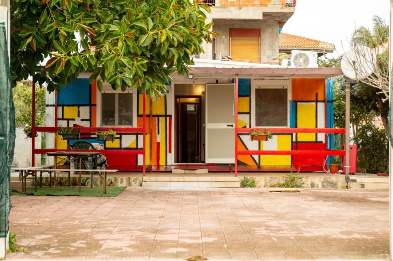 La Casetta Colorata Hotel Catânia Exterior foto